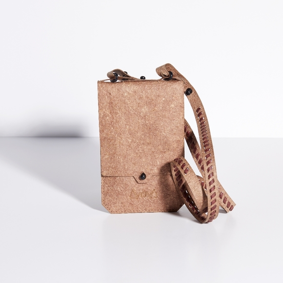 Zanj Cellphone Purse with Thin Kariba Strap Pink - Picture 2 of 5